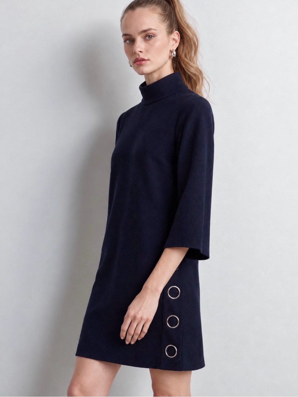 Club Monaco Calder Navy Mock Neck Silver Grommet Shift Dress Size S